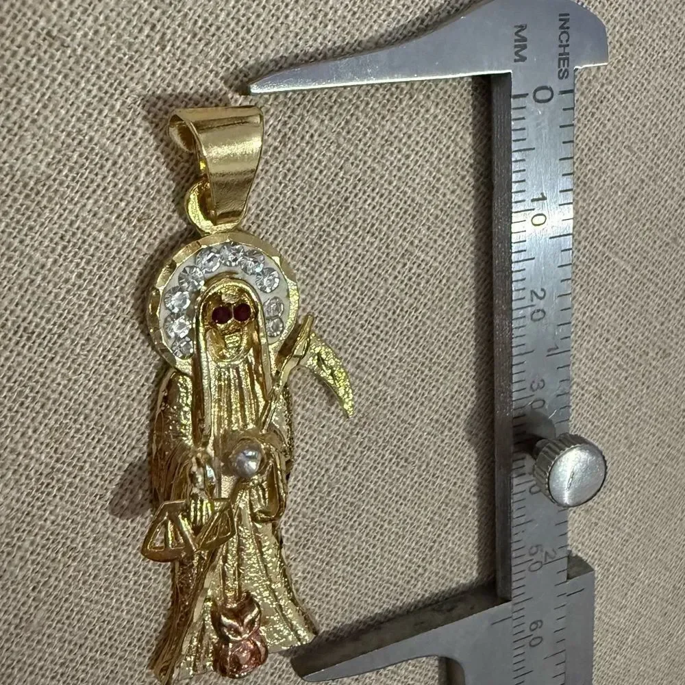 GOLD-PLATED SANTA MUERTE PENDANT (STEEL BASE)